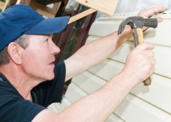 The 10 Best Vinyl Siding Installers Near Me (with Free Estimates)
