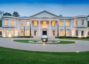 The £29million Surrey mansion up for sale - Surrey Live