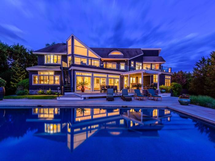 Lohud exclusive: More mansions for sale at Greystone on Hudson