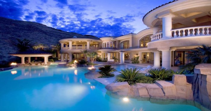 Las Vegas Luxury Homes Custom Real Estate Properties | RE/MAX 702-508-8262